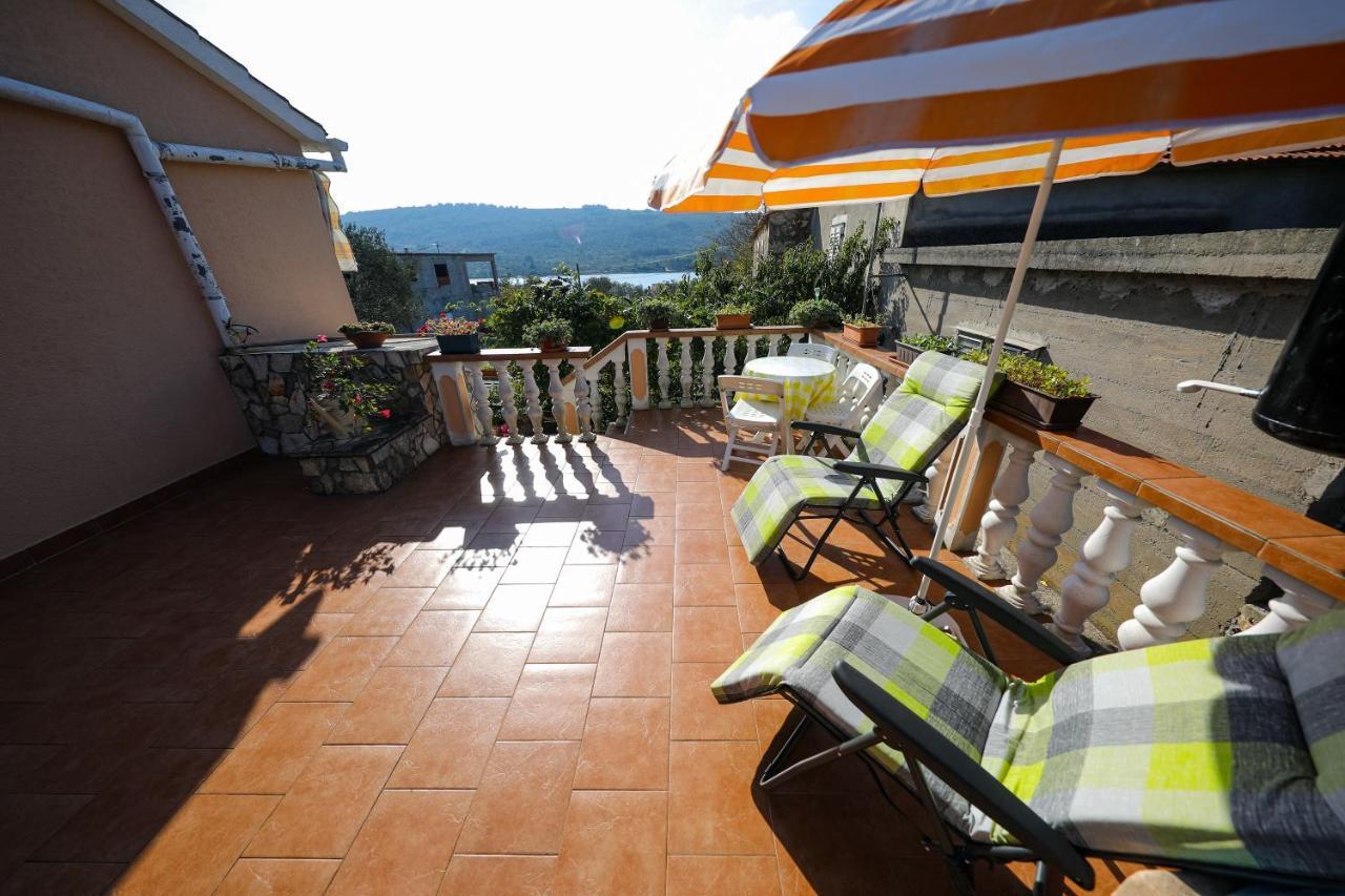 Apartments With A Parking Space Brbinj, Dugi Otok - 8160 Exterior foto